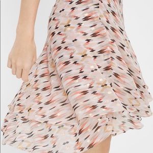 WHBM  flirty skirt size 12 geometric print tiered